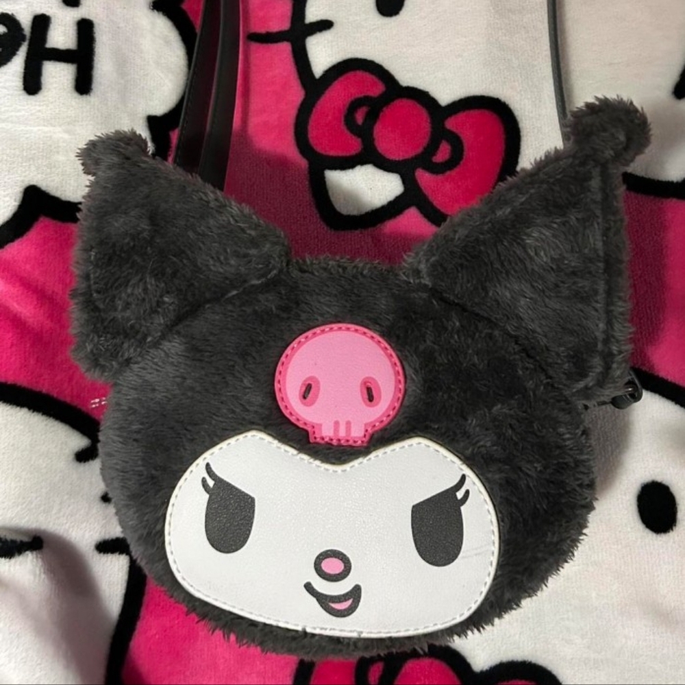 Loungefly Black and Pink Sanrio Character Bag